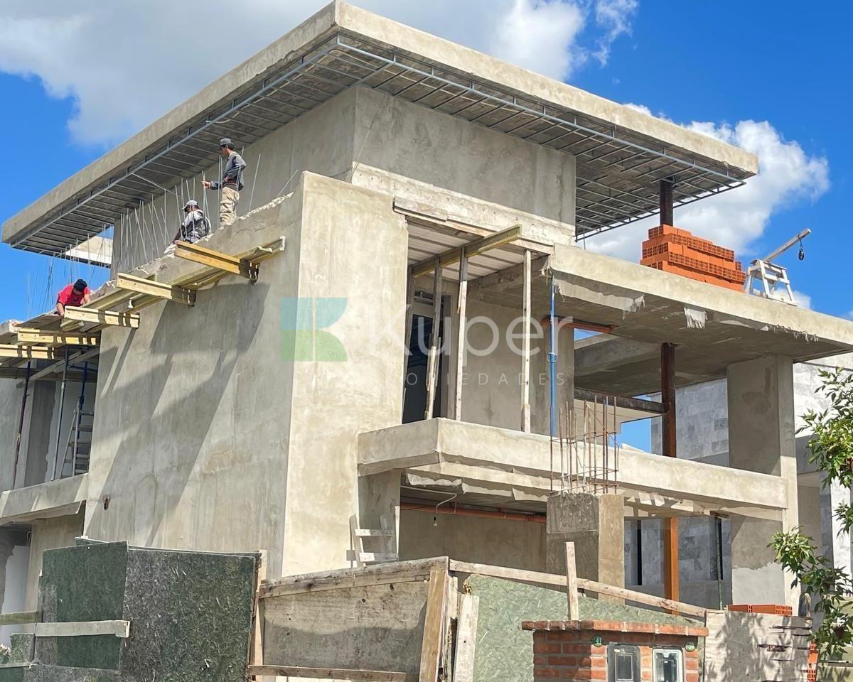 Venta casa 6 amb al lago Barrio Los Puentes, Nordelta, Tigre