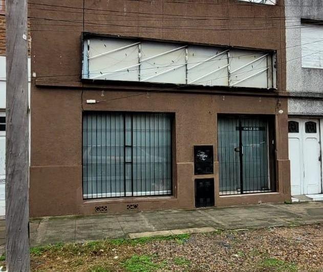 Alquiler local 100 m2 Chile 300 Villa Martelli . Vte López 1