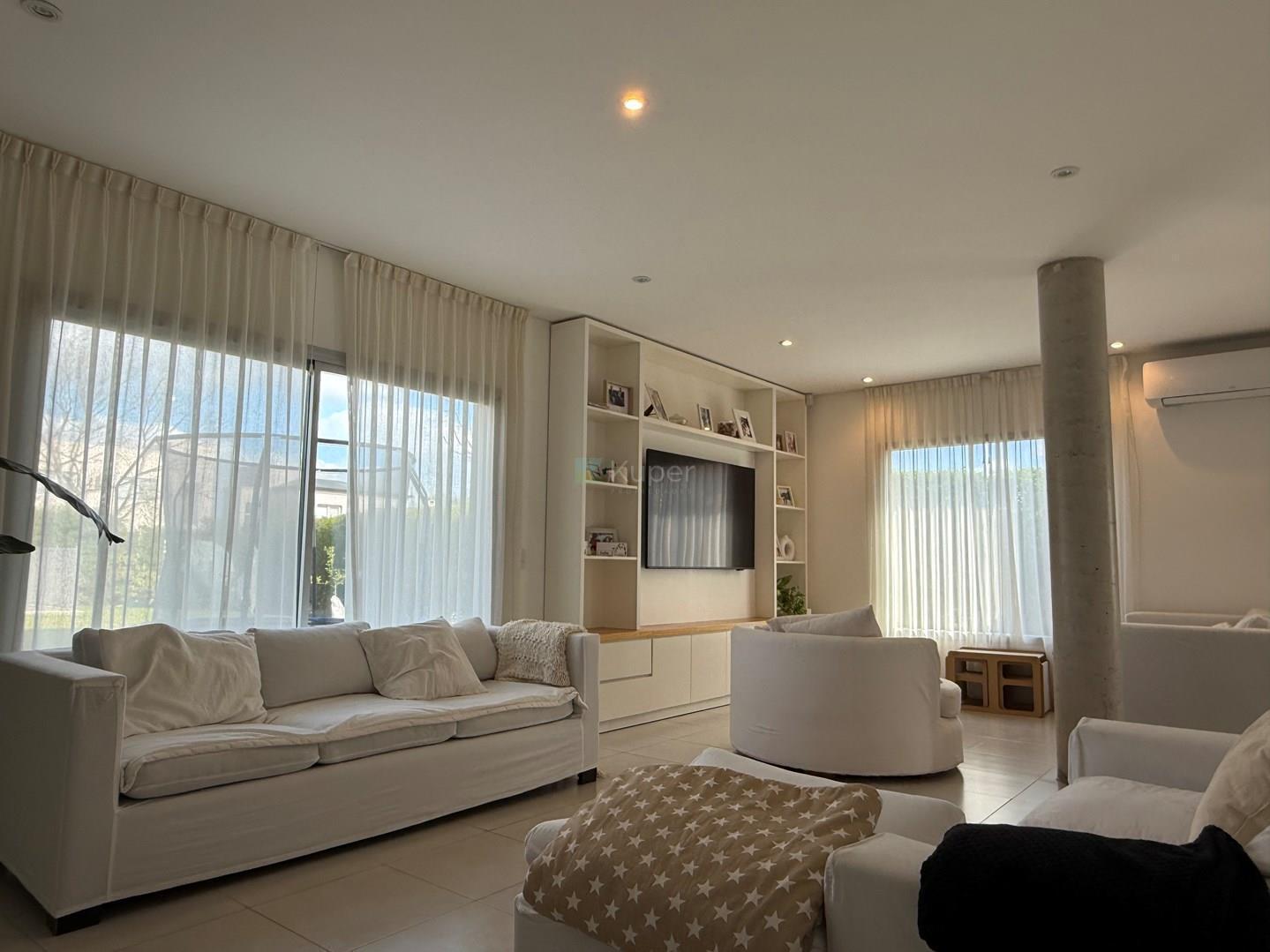 Foto de Casa en Venta en Santa Guadalupe, Pilar del Este, Pilar, imagen 2