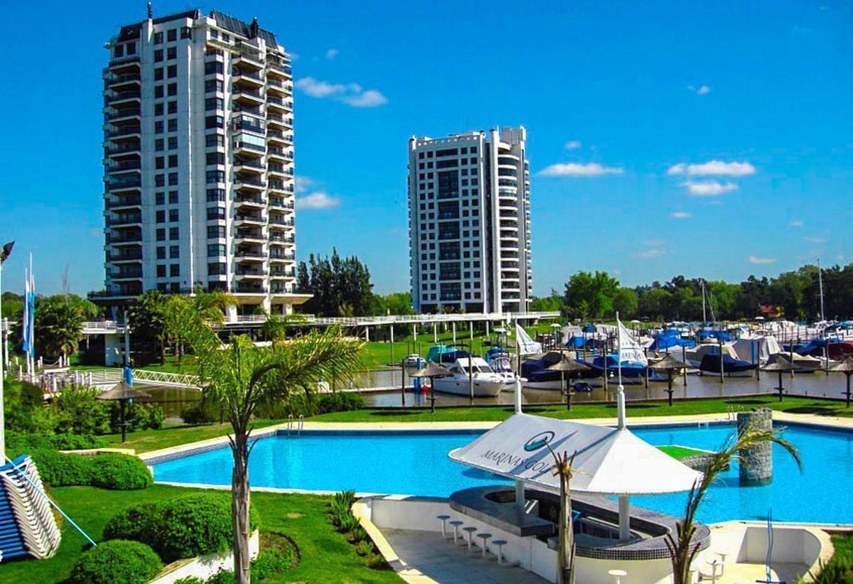 Venta depto 4 amb con amarra y cochera. Marinas Golf. Rincón de Milberg