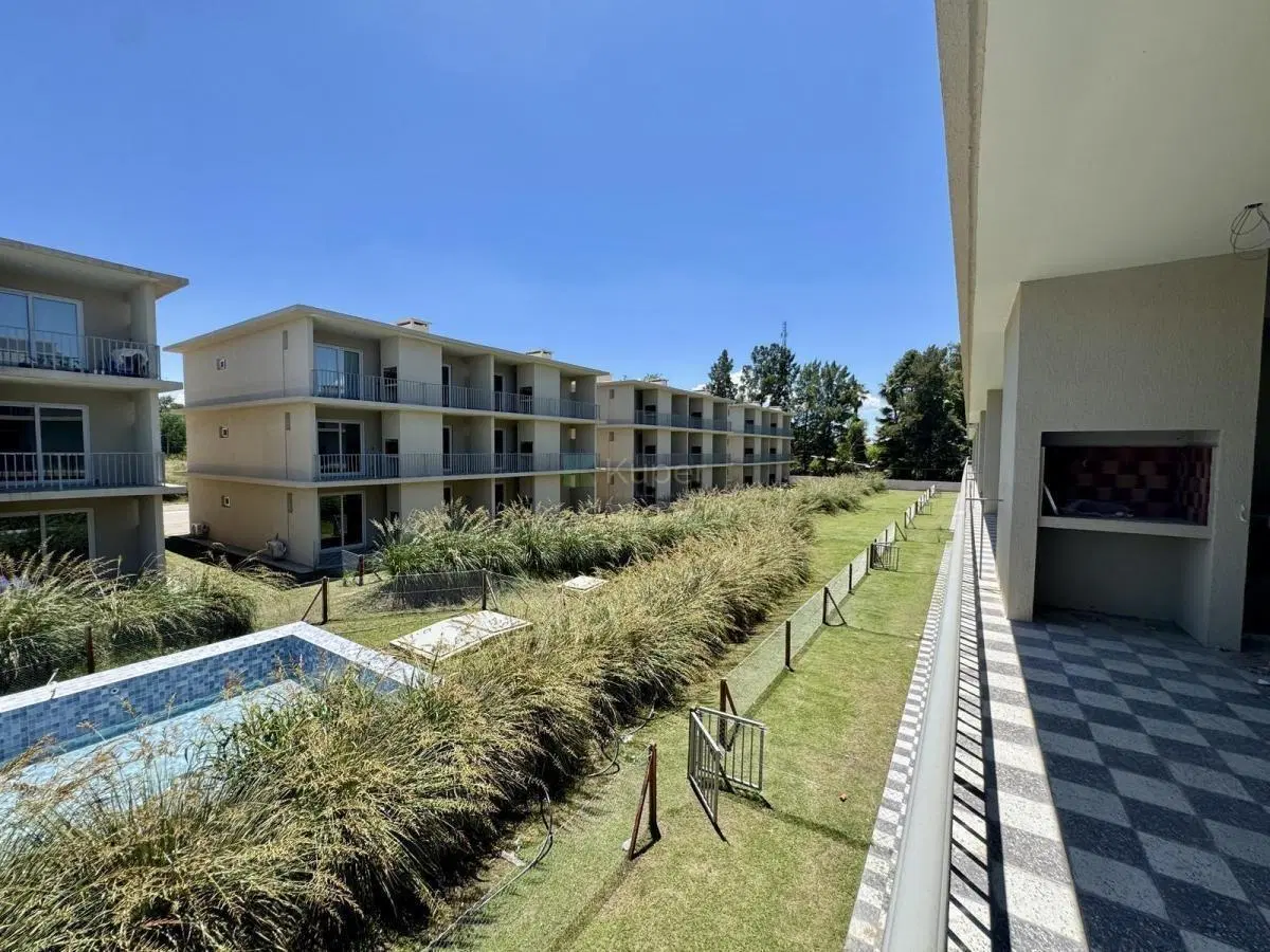 Departamento Monoambiente  en Venta en Chic Village, La Lonja, Pilar 2