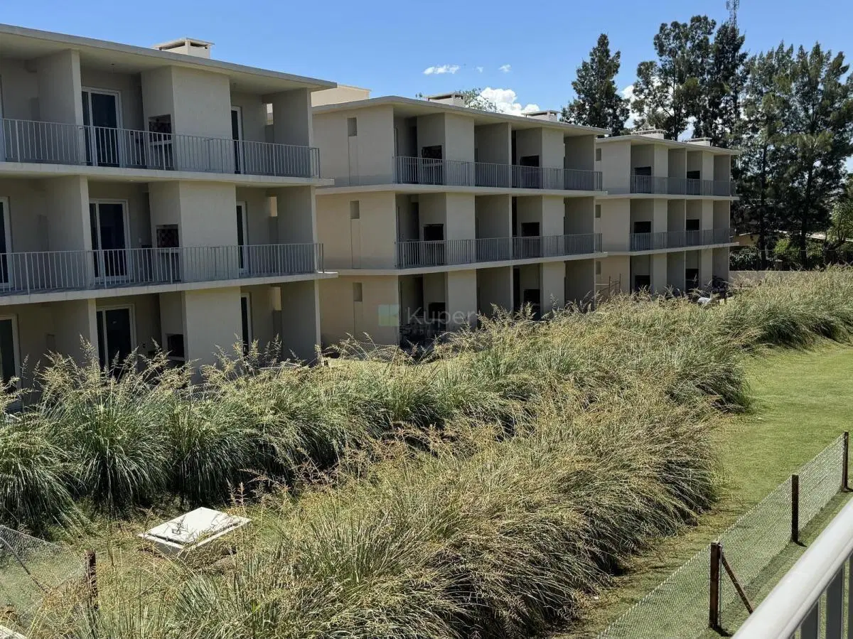 Departamento Monoambiente  en Venta en Chic Village, La Lonja, Pilar 5