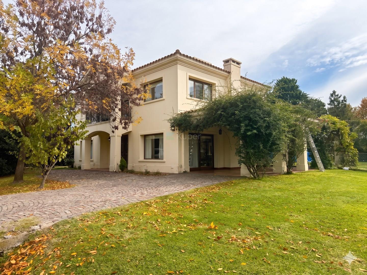 Casa Chalet  en Alquiler en Los Pilares, Pilar, G.B.A. Zona Norte
