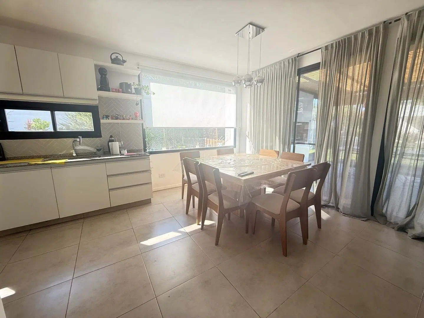 Casa Chalet  en Venta en San Ramón, Pilar del Este, Pilar 4