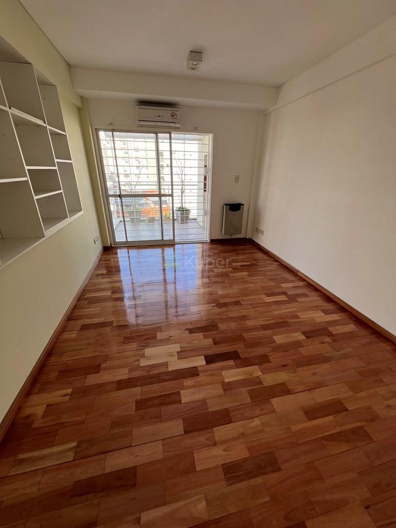 Foto de "Departamento, en alquiler, 2 Ambientes al Frente con Balcón, Parrilla, imagen 1