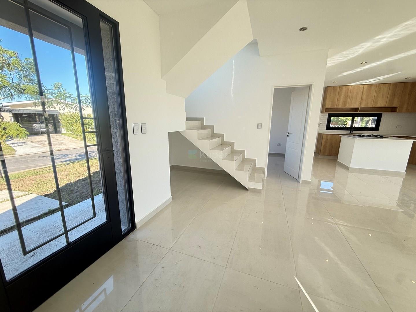 Foto de VENTA CASA A ESTRENAR EN SANTA SOFIA, Pilar del Este, Pilar, imagen 3