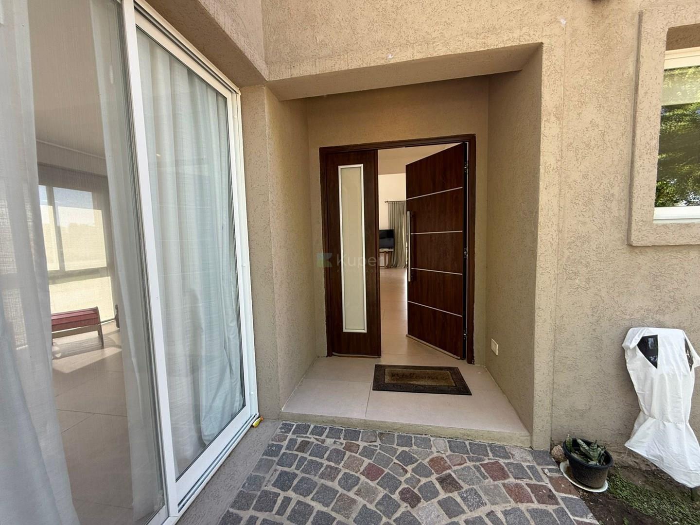 Foto de Venta Casa 5 ambientes en Santa Guadalupe, Pilar del Este, Pilar, imagen 2