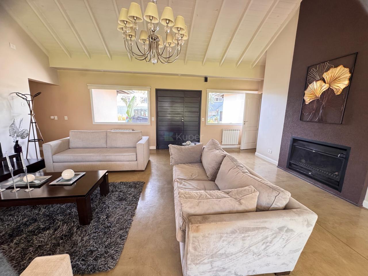 Foto de Casa Chalet en Venta en Fincas del Lago, Escobar, G.B.A. Zona Norte, imagen 4