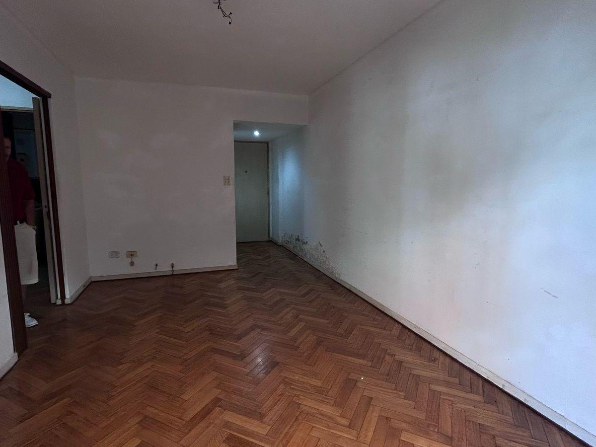 Venta 3 Ambientes Contrafrente 4