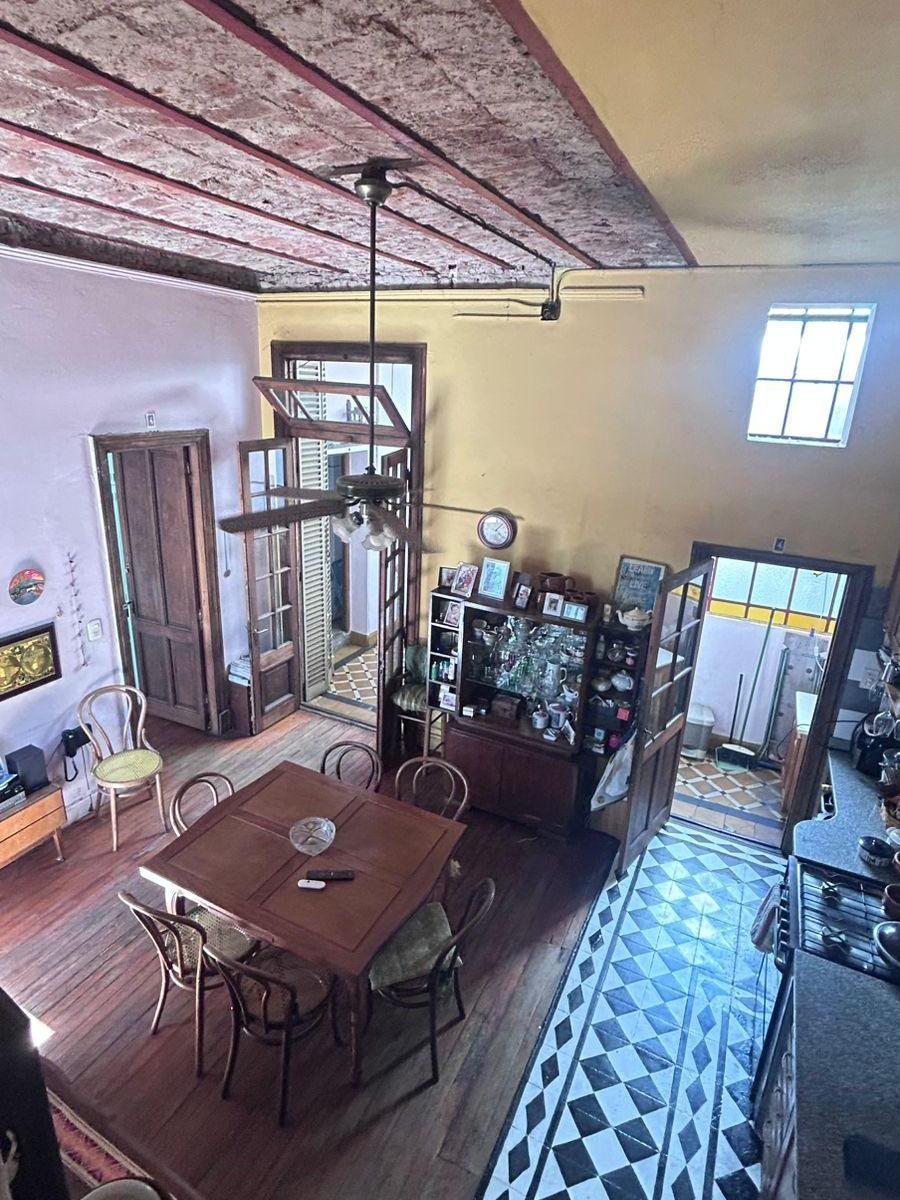 PH 5 Ambientes Al Frente 1er Piso por Escalera con Terraza, con Patio y Quincho 4