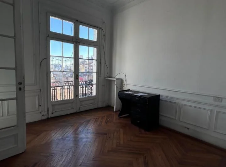 Semipiso 5 Ambientes Al frente  4