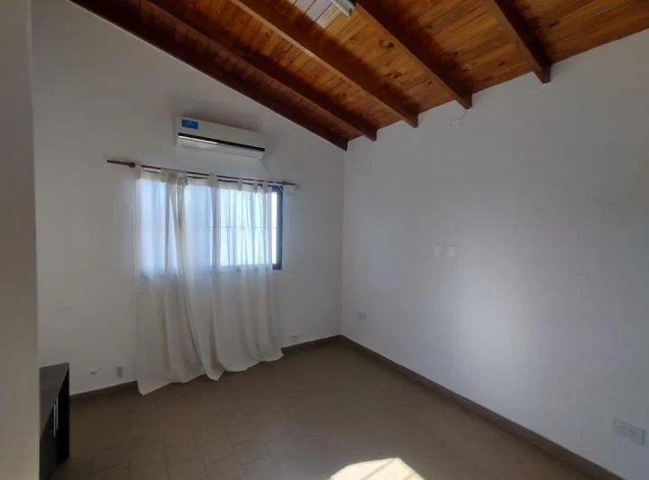 Hermosa Oficina De 2 Ambientes En Alquiler 5