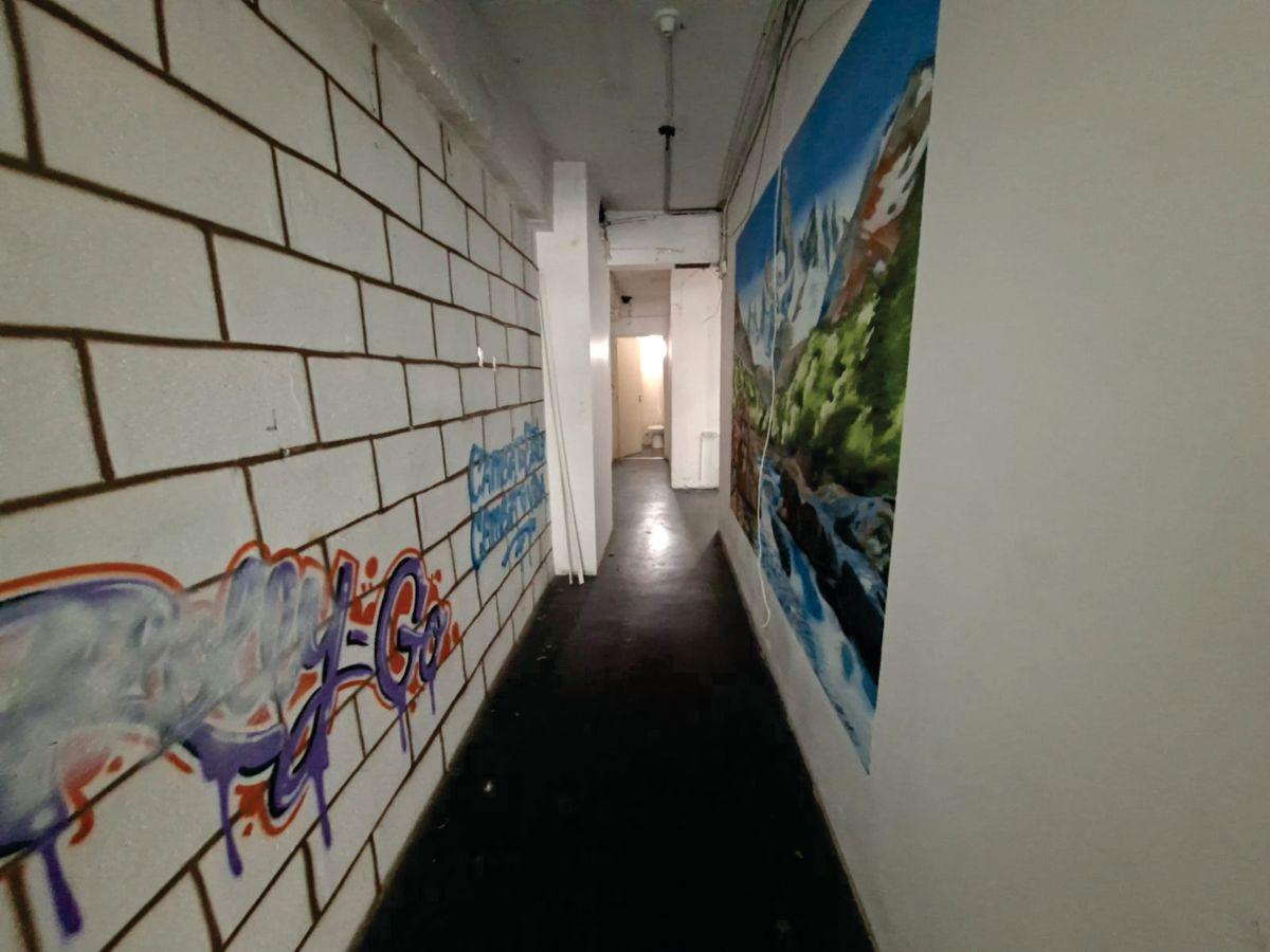 Foto de taller - deposito - oficina en la mejor cuadra de flores, imagen 4
