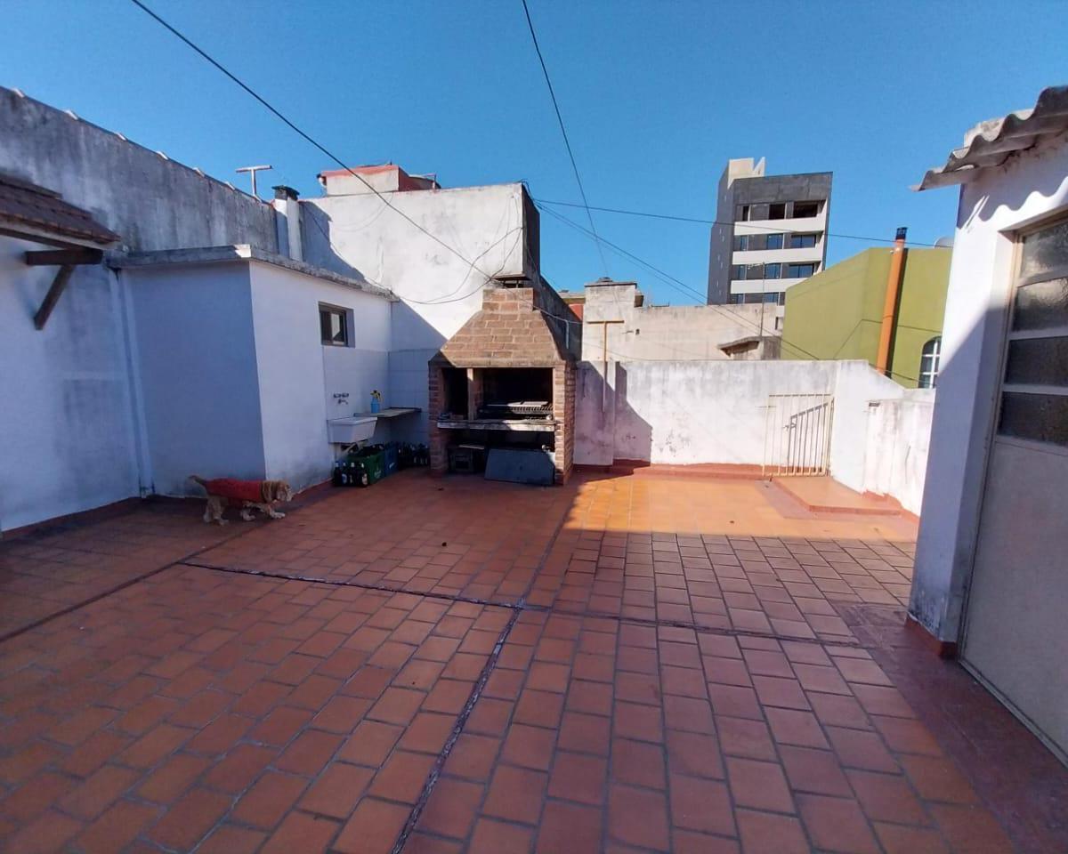 PH 3 Ambientes Al Frente con Patio y Quincho! 5