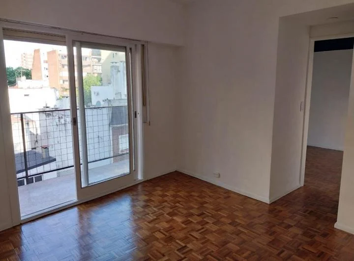 Departamento 2 amb con balcón al frente 3