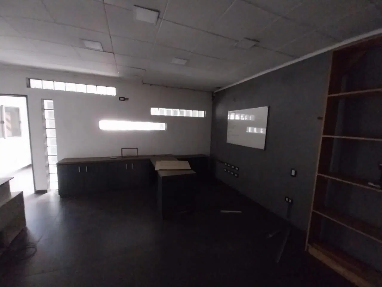 Galpón 300 m2 de parabólico 1