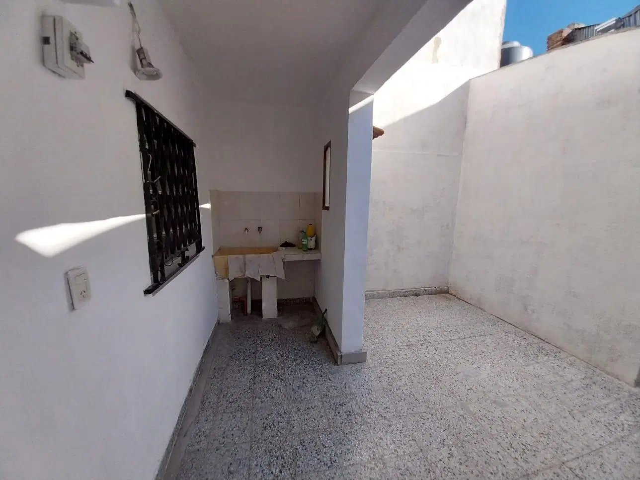 Casa americana 4 amb con galpón al contrafrente 8