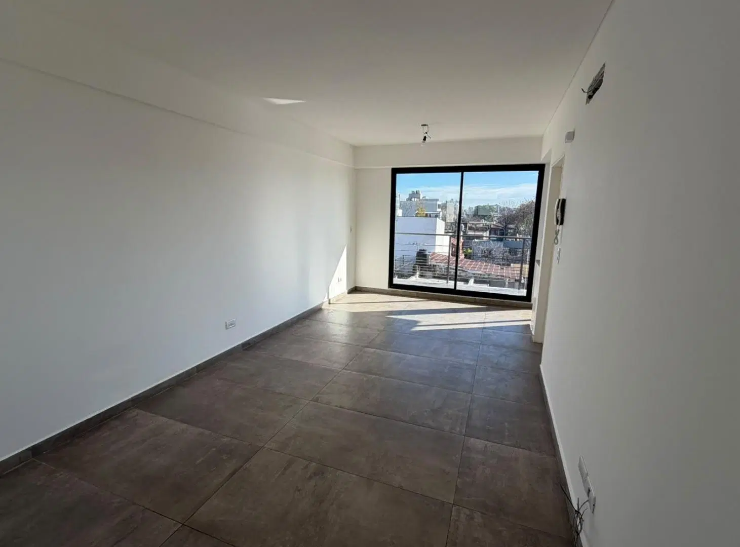 Departamento 2 amb. 4to piso contrafrente en barrio Saavedra 5