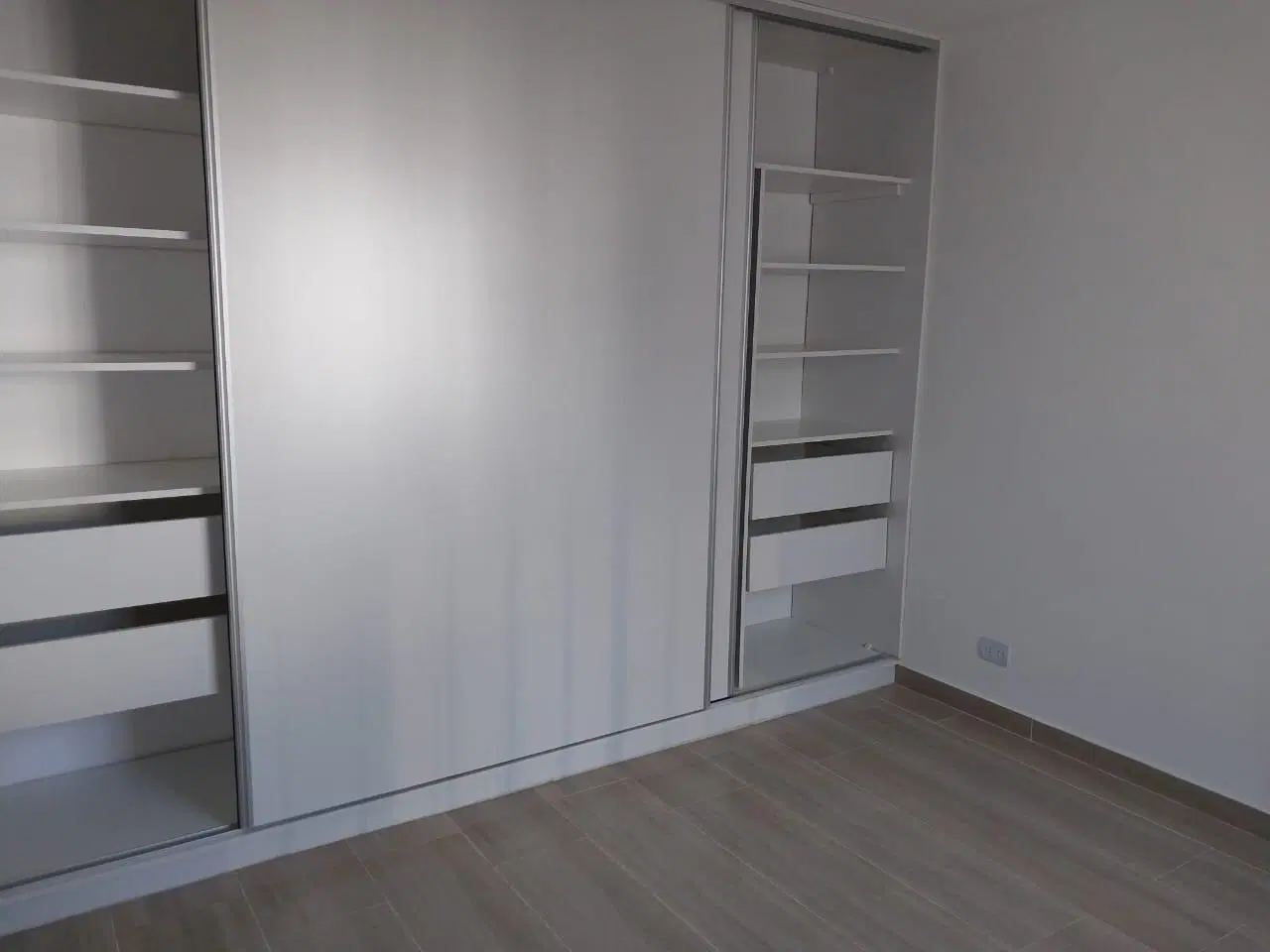 Departamento 1 y 1/2 amb 1ero por escalera 4