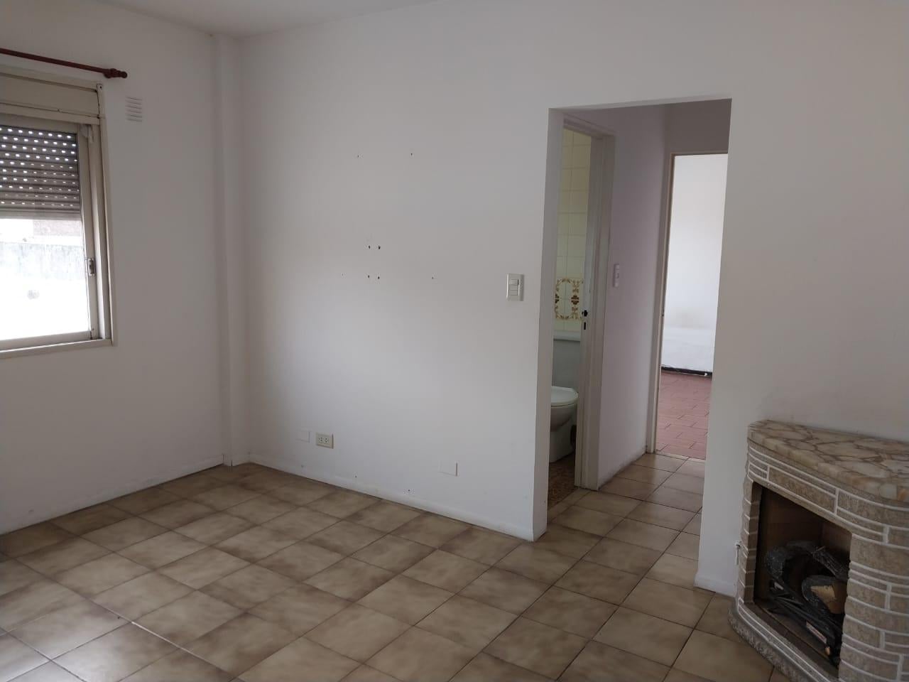 Foto de Departamento 2 amb contrafrente 1er piso por escalera, imagen 1