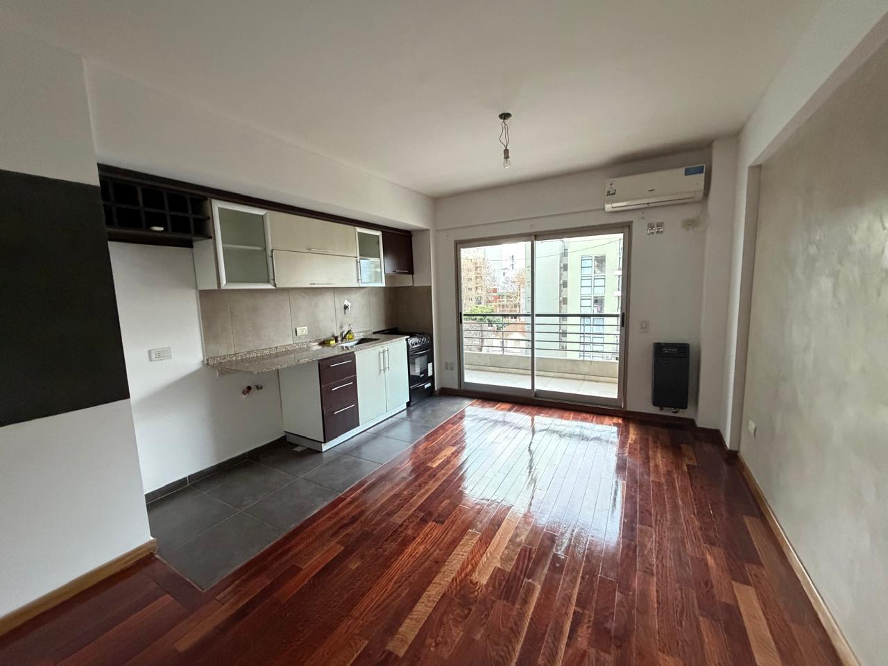 Foto de Departamento monoambiente amplio con balcón al contrafrente!, imagen 2
