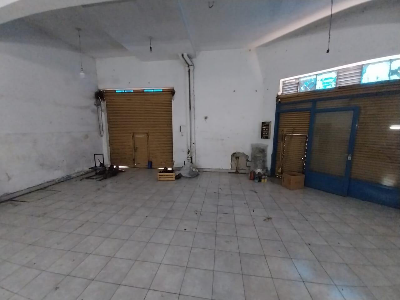 Foto de Galpón de 90mts2 en esquina, imagen 3