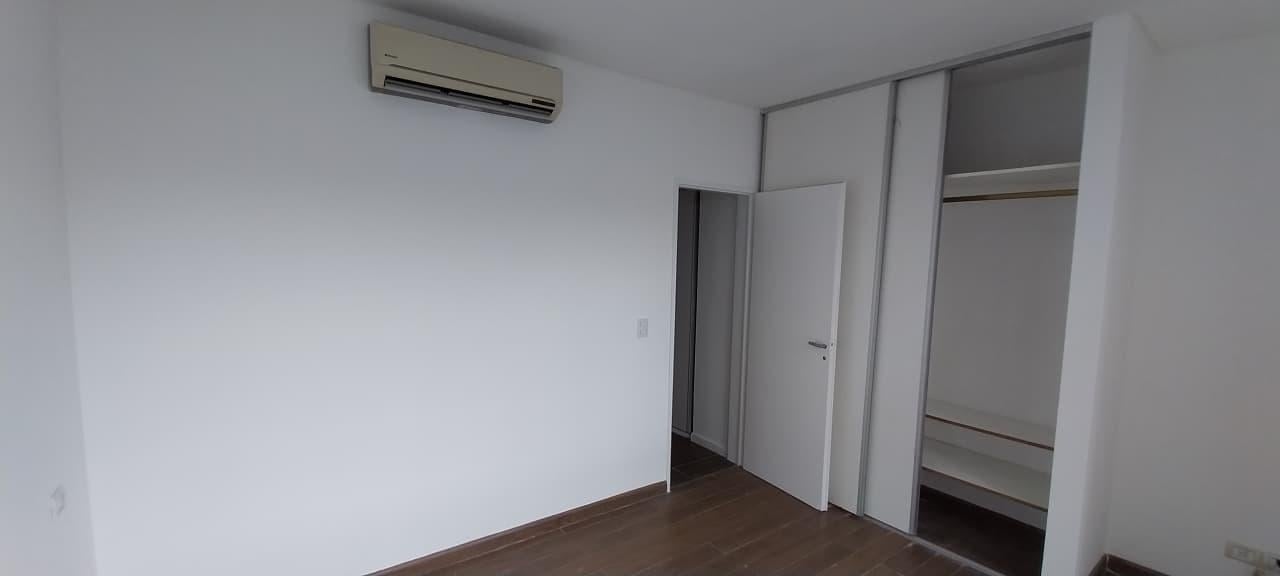 Foto de Departamento 2 amb. con cochera y terraza propia, imagen 5