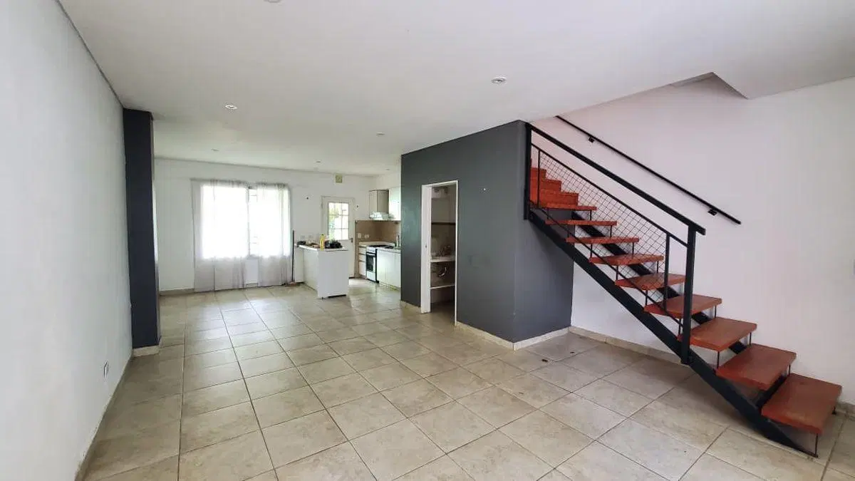 Casa 2 dormitorios en alquiler en La Bota, Benavidez 1