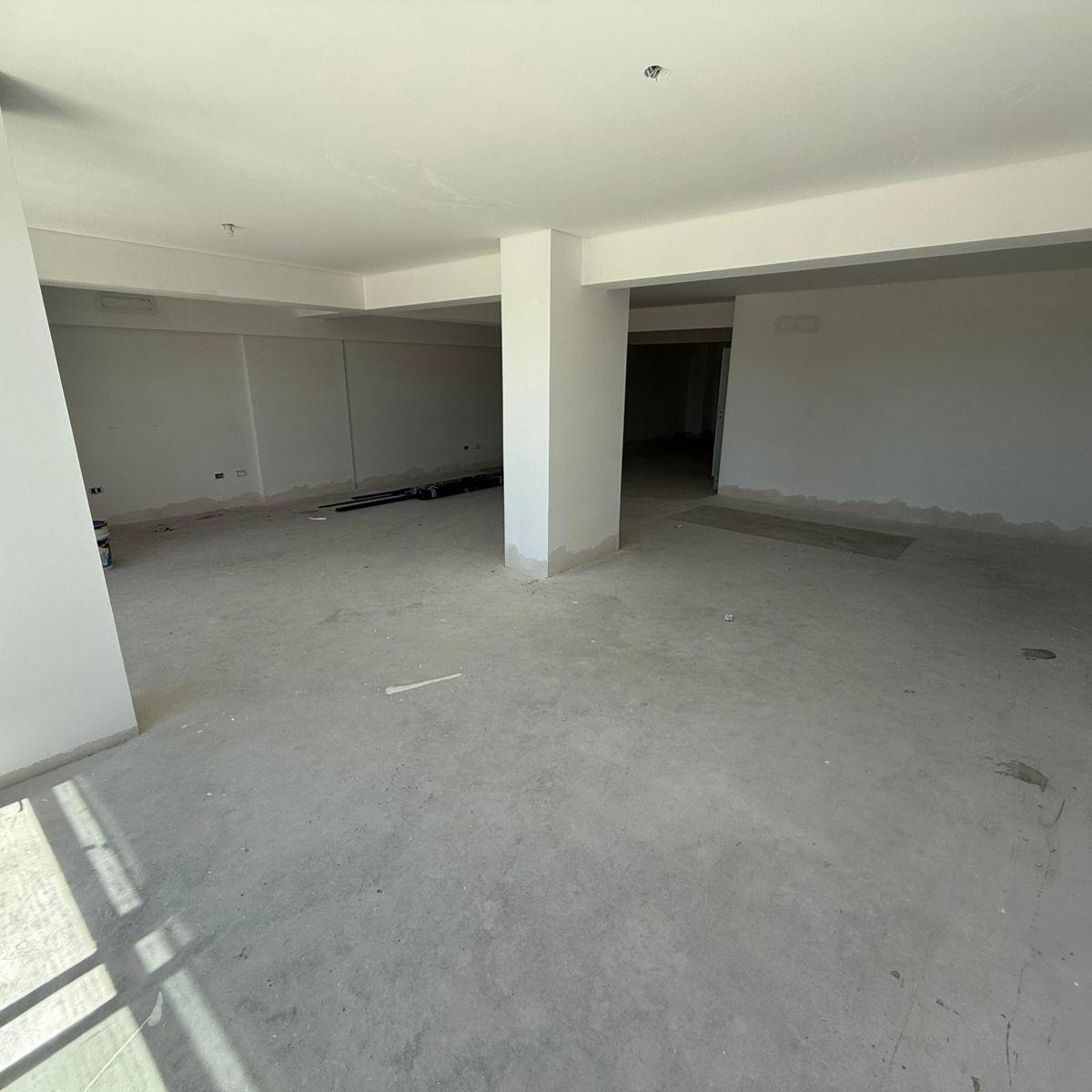 Foto de VENTA OFICINA PISO ALTO - 138MTS C/BALCON - A ESTRENAR - Belgrano, imagen 2