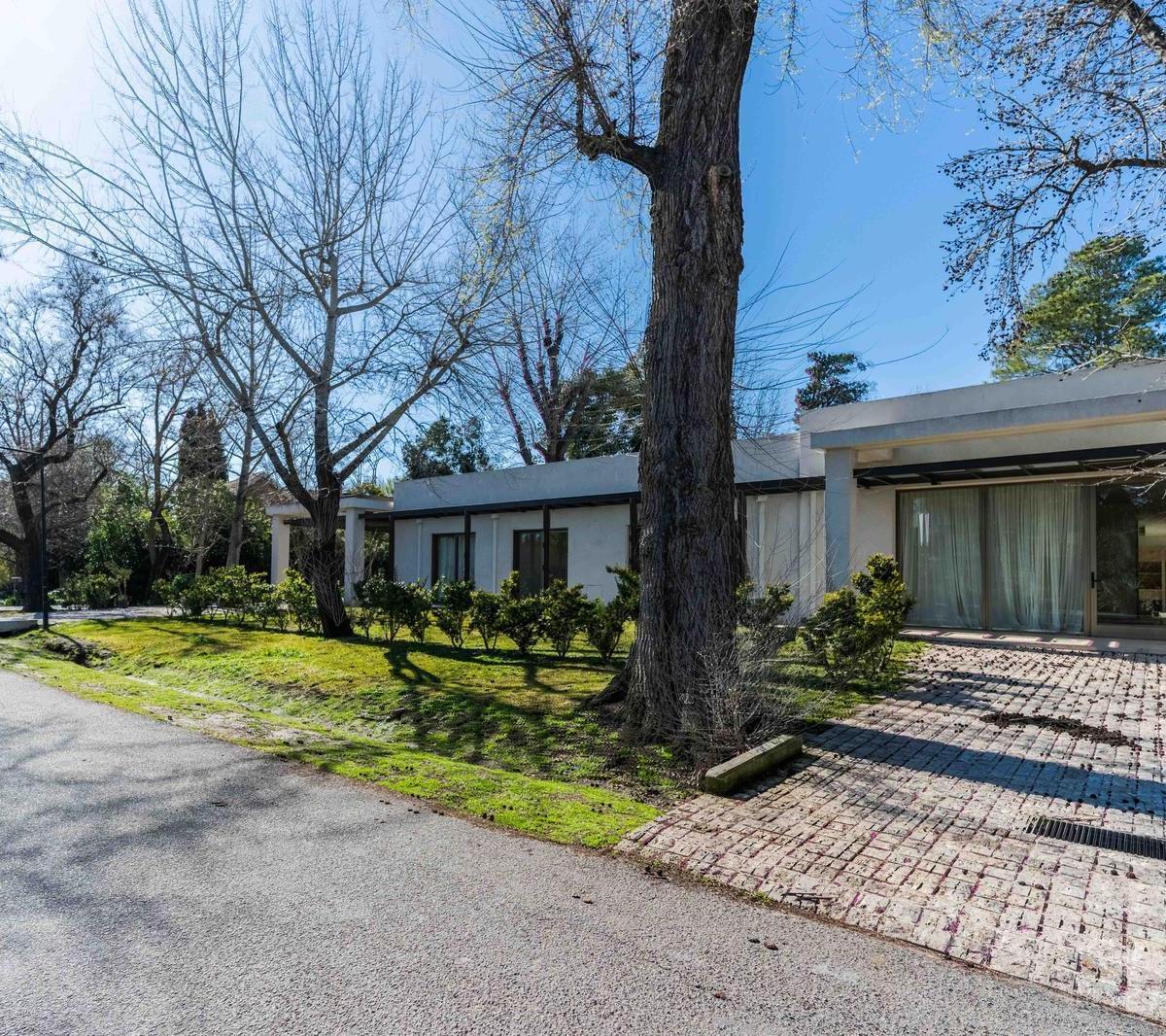 Casa en venta en Highland Park a estrenar por el reconocido arquitecto Pablo Sanchez Elias!!!