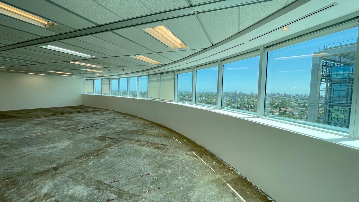 Foto de Alquiler Oficina Panamericana Plaza - Espectacular Planta de 736Mts2. - Saavedra, imagen 3