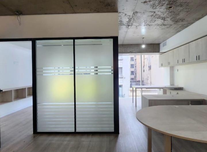 Foto de Oficina en Av. Córdoba esquina Uruguay 59m2 con piso impecable !!, imagen 5