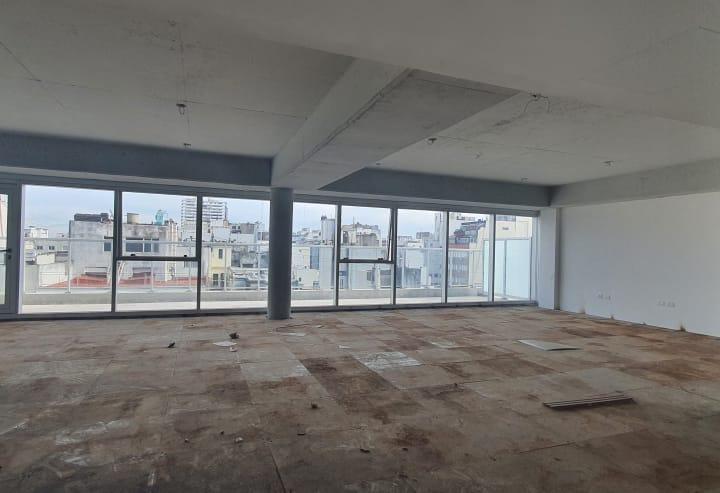 Foto de Oficina en Av. Cordoba esquina Uruguay 322m2 72m2 Terraza a estrenar !!, imagen 1