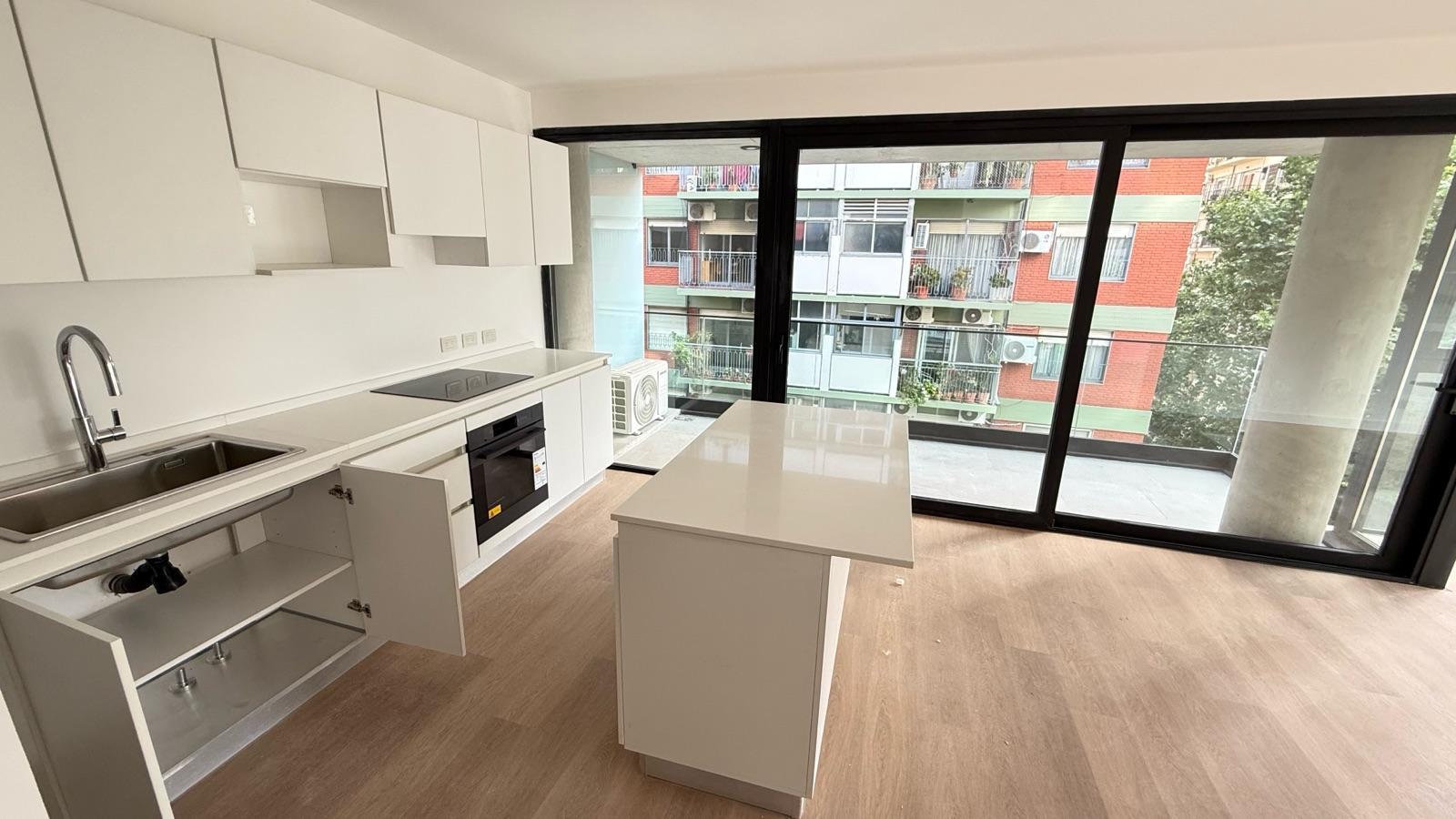 Foto de VENTA Esplendido ESQUINERO de 4 AMB C/LAVADERO A ESTRENAR - OLAZABAL Y, imagen 4