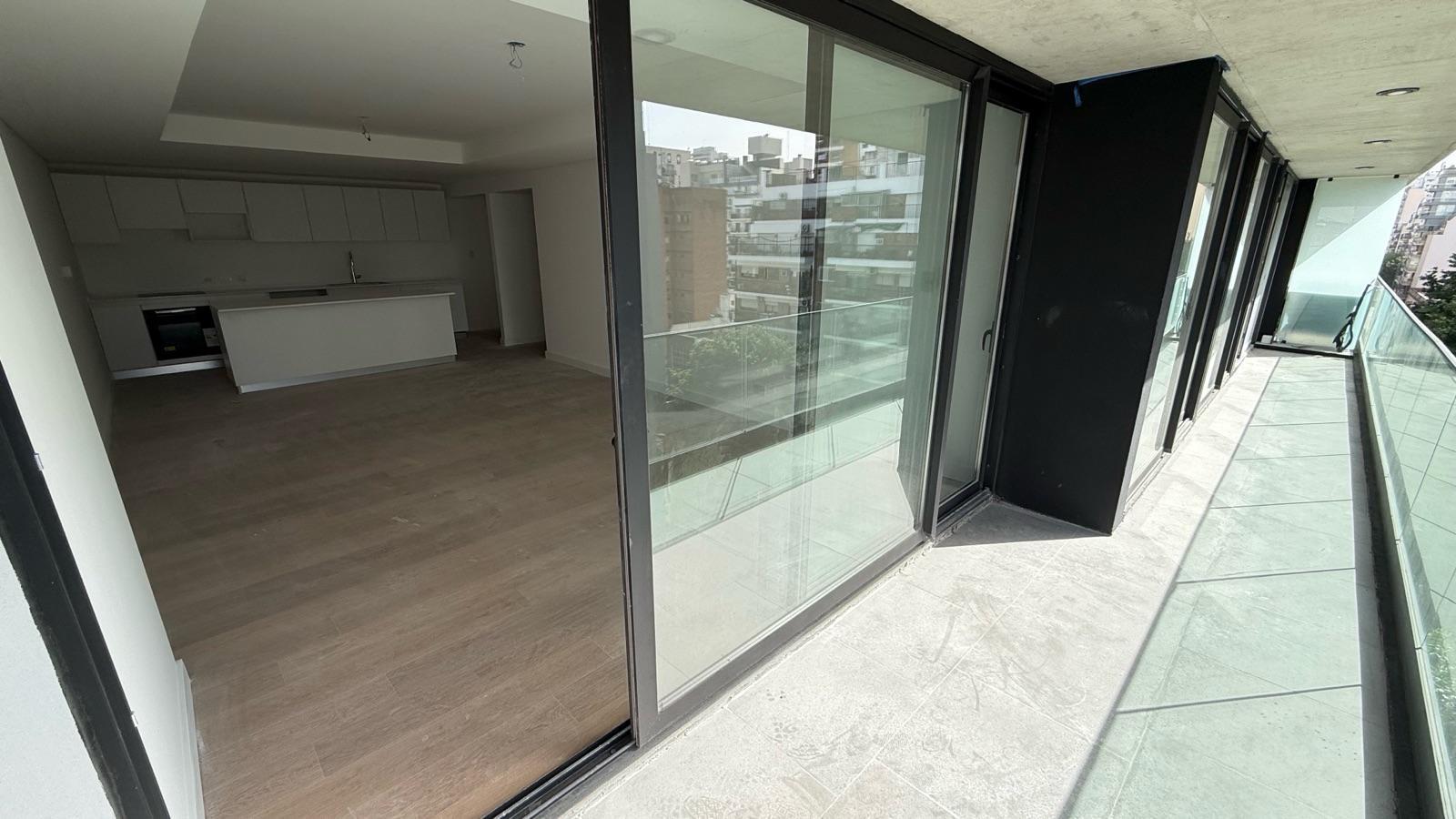 Foto de VENTA 4 AMBIENTES c/ Cochera - TODO SOL Y LUZ - A ESTRENAR - OLAZABAL Y, imagen 1