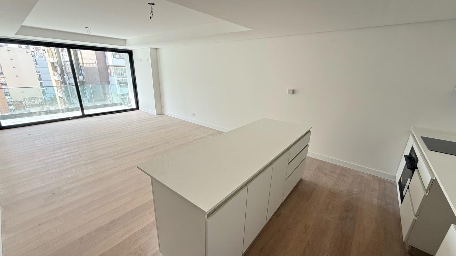Foto de VENTA 4 AMBIENTES c/ Cochera - TODO SOL Y LUZ - A ESTRENAR - OLAZABAL Y, imagen 5