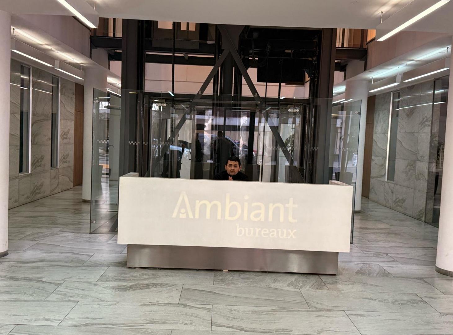 Ambient Bureux - Categoria con Cochera y seguridad 24hs. Rooftop.