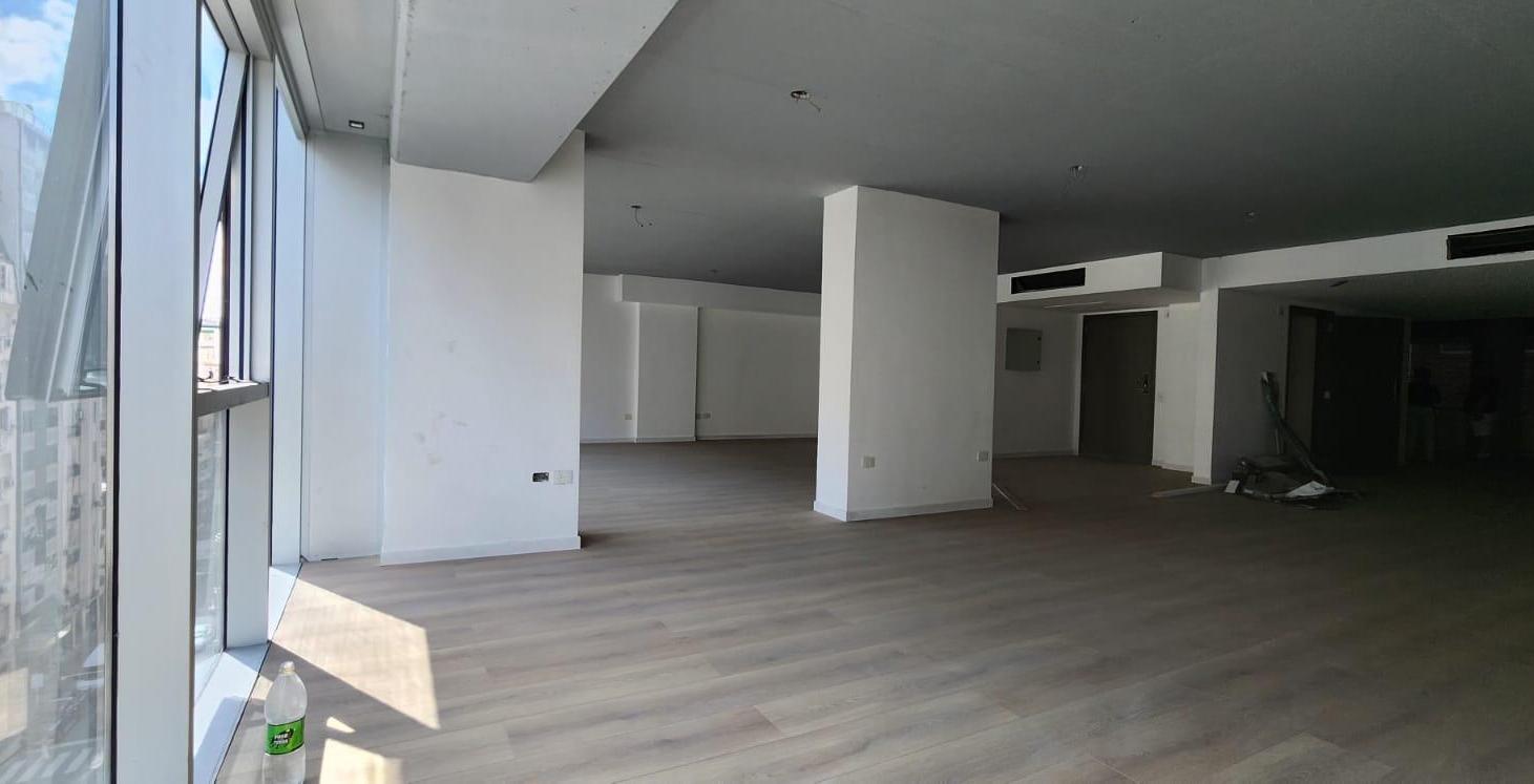 Foto de Av. Cordoba esquina Uruguay 204m2 !! con 3 baños lista para mudarse, imagen 2