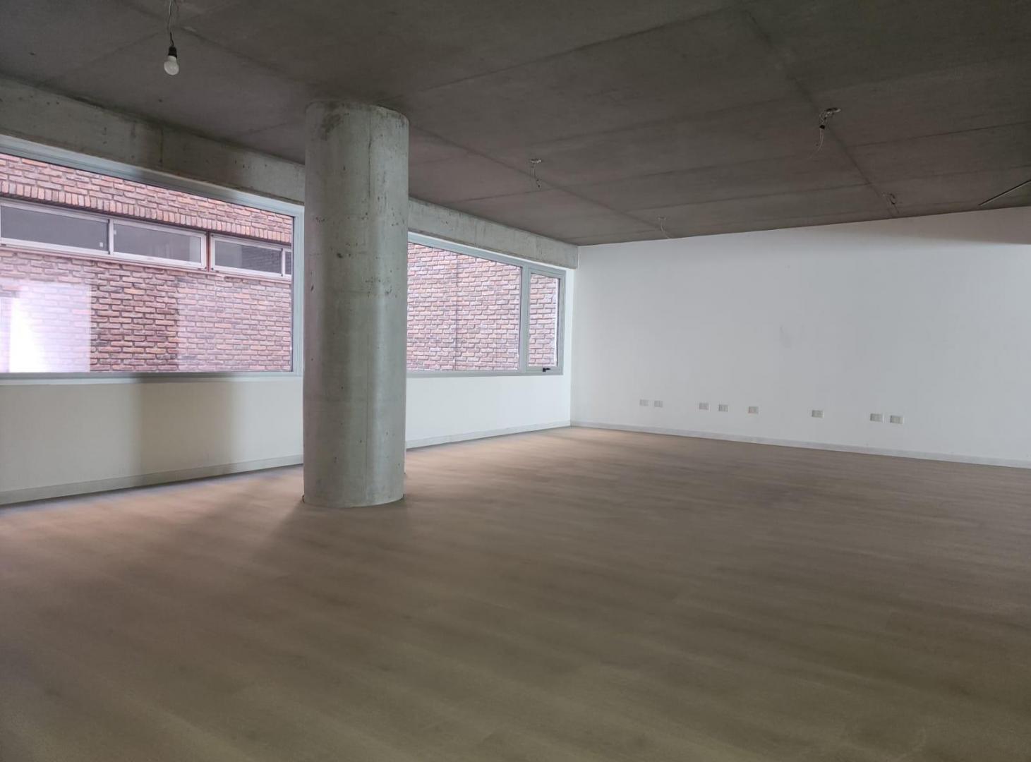 Foto de Av. Cordoba esquina Uruguay 204m2 !! con 3 baños lista para mudarse, imagen 4