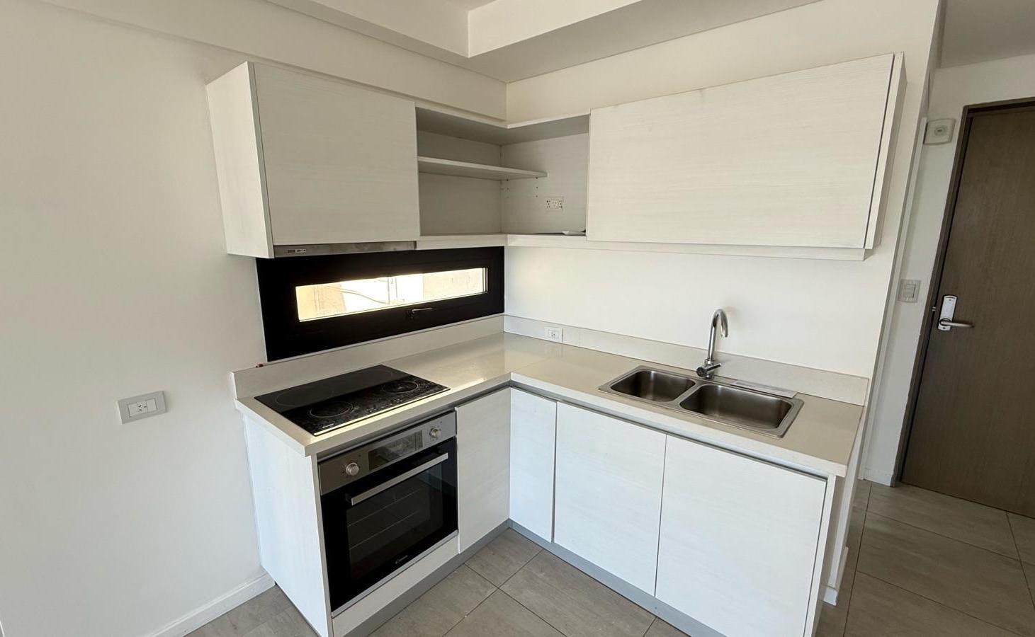 Foto de VENTA 2 AMBIENTES C/ TOILETTE - Triunvirato y Olazabal - Villa Urquiza, imagen 3