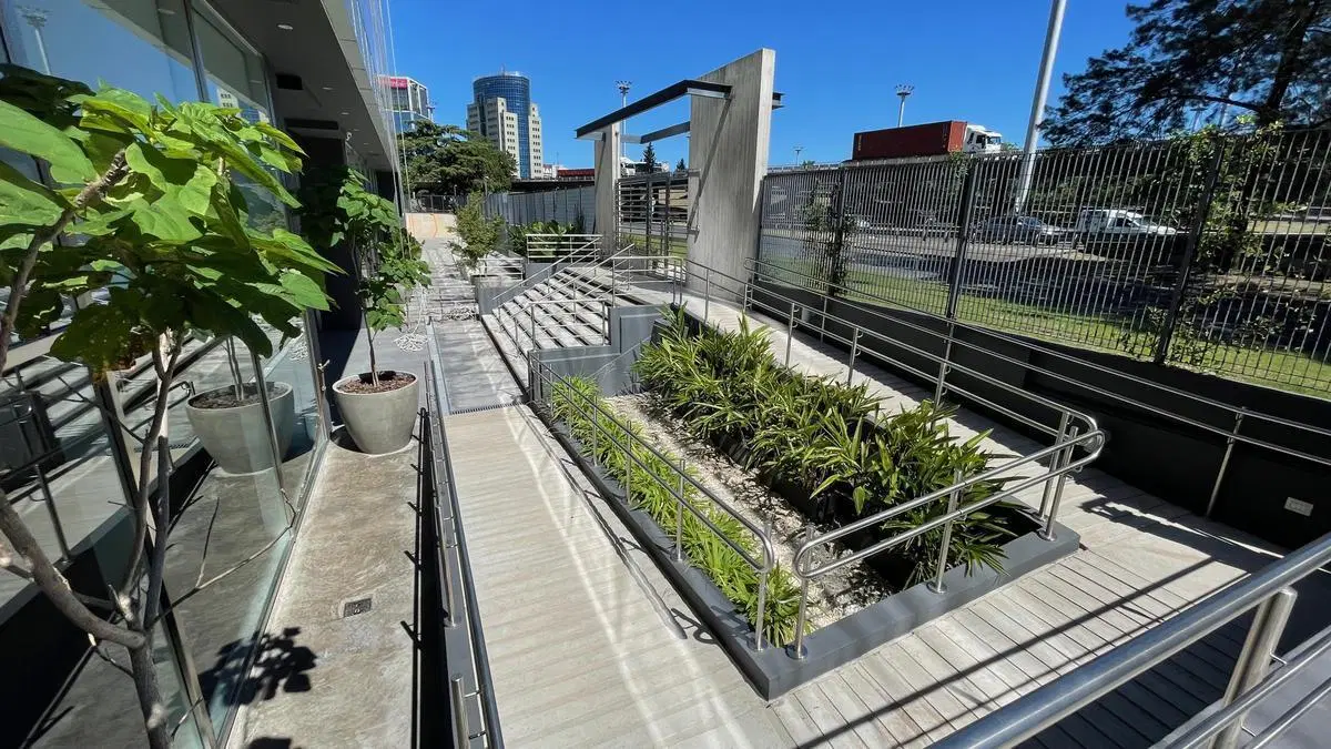 Alquiler OFICINA 700Mts. - EDIFICIO con Terraza y Parrilla - 8 Cocheras - Florida - Vicente López 3