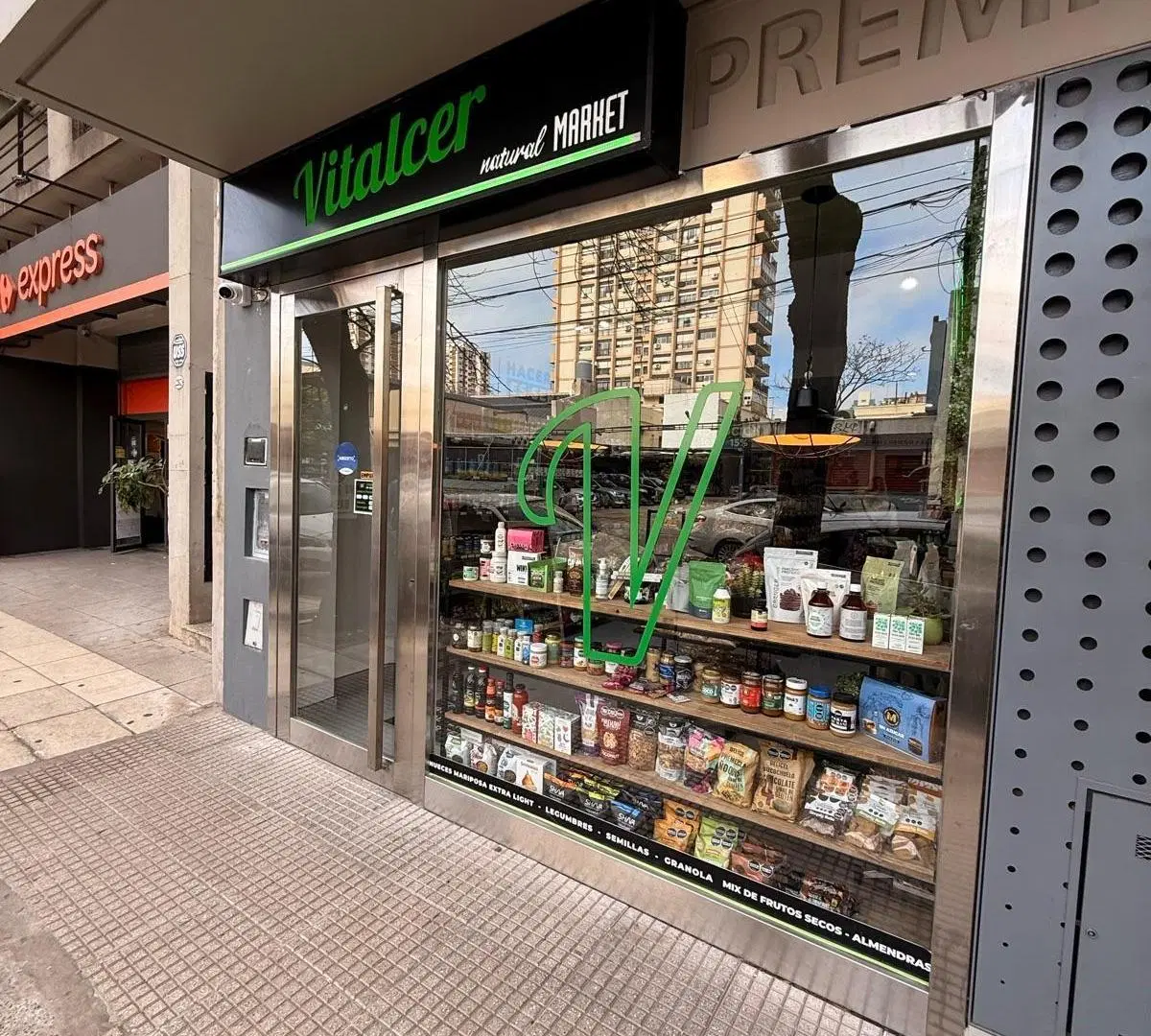 Premier Montaneses - Monoambientes con Patio y Balcon listo para mudarte! 5
