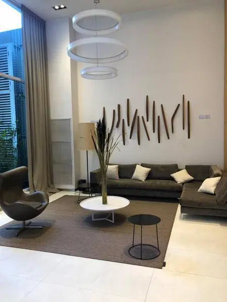 Av.Libertador y Juramento 85m2 con Cochera ESQUINERO , impecable listo para ocupar! 2