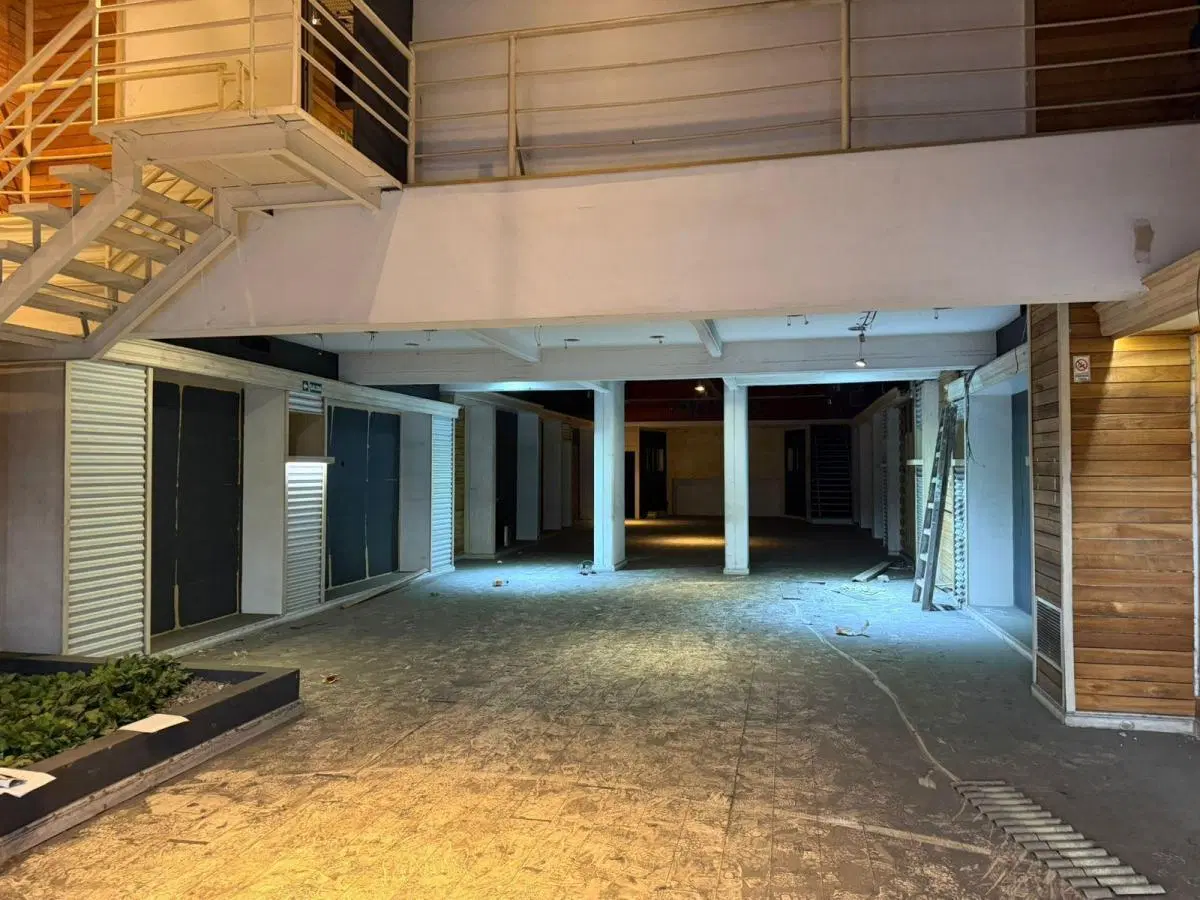 Importante Local en Belgrano - Av Cabildo 2200 - 5