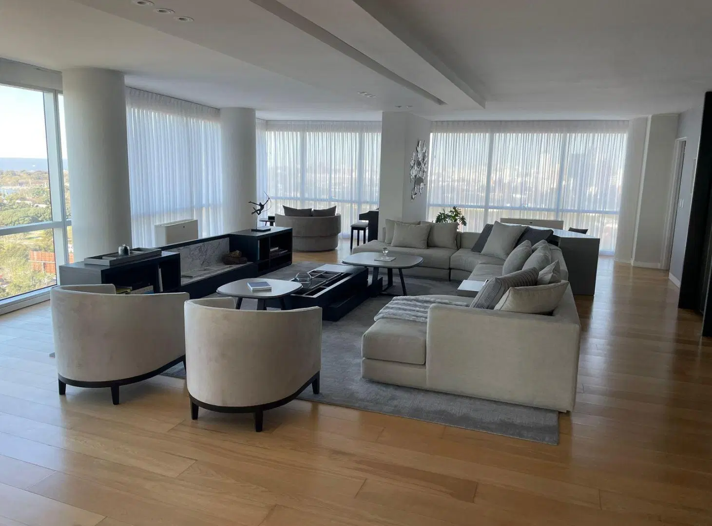 ALQUILER  EXCLUSIVO Piso de 400Mts - Complejo Al Rio TORRE 5 - Vicente López 5