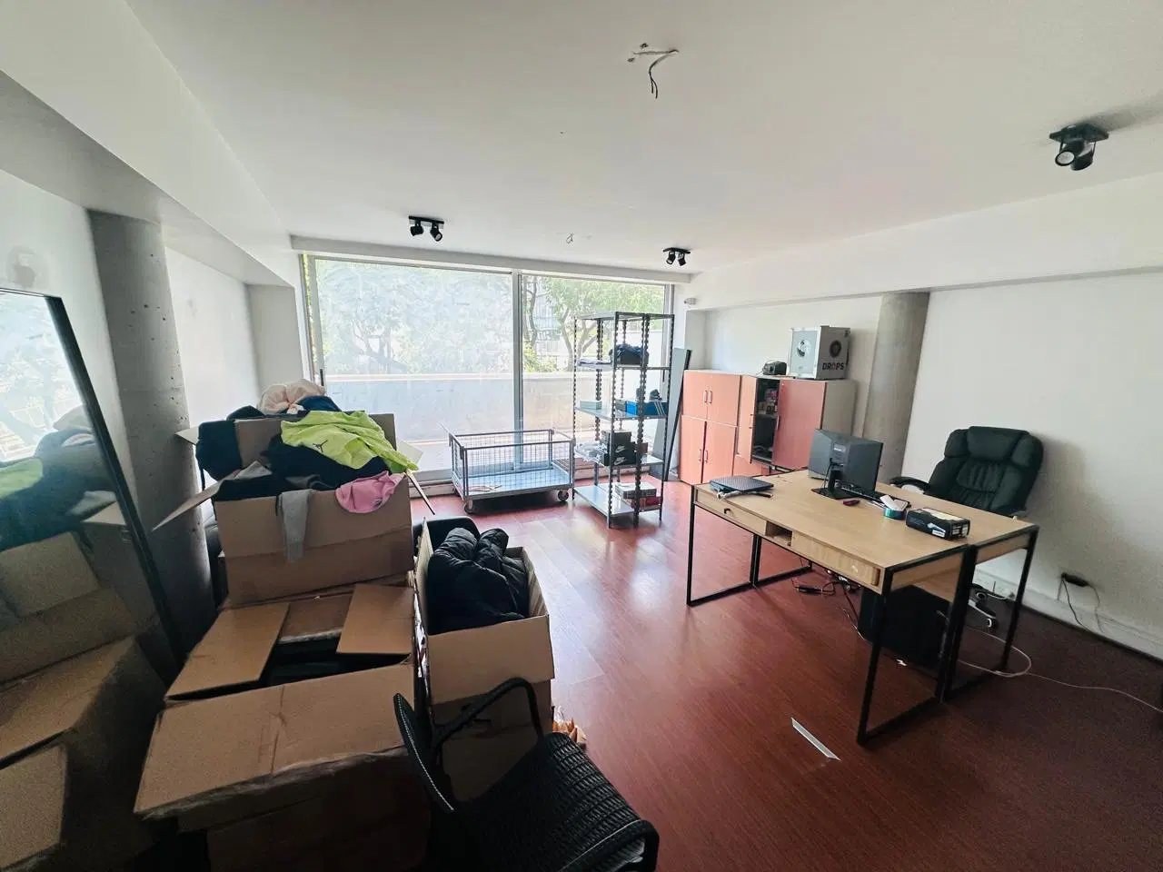 ALQUILER OFICINA STUDIO DE 50 METROS CON ENORME BALCON Y COCHERA - LIBERTADOR Y OLAZABAL - BELGRANO 5
