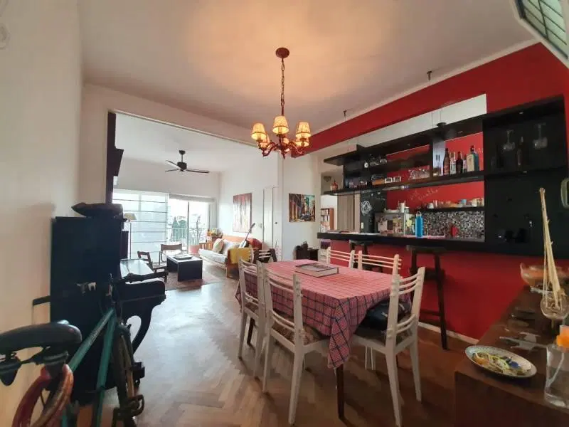 Al Frente Piso Alto Muy Luminoso Garay y Bolivar 1