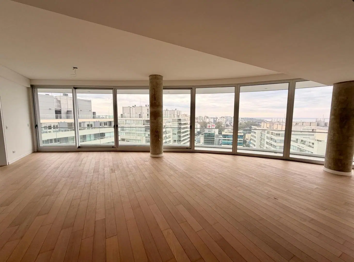Departamento 5 amb - Infinity Tower - Triplex a estrenar 8