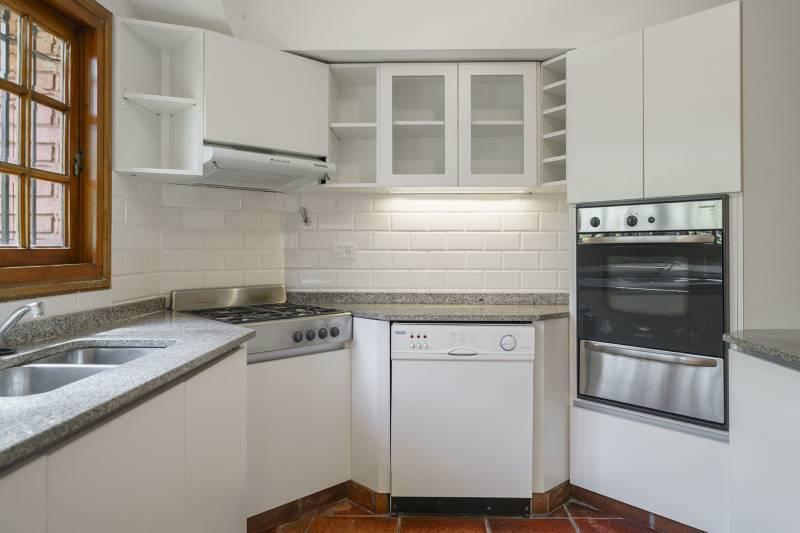 Foto de IMPECABLE CASA CON JARDIN Y PILETA EN 3 PLANTAS - Belgrano Bajo, imagen 5