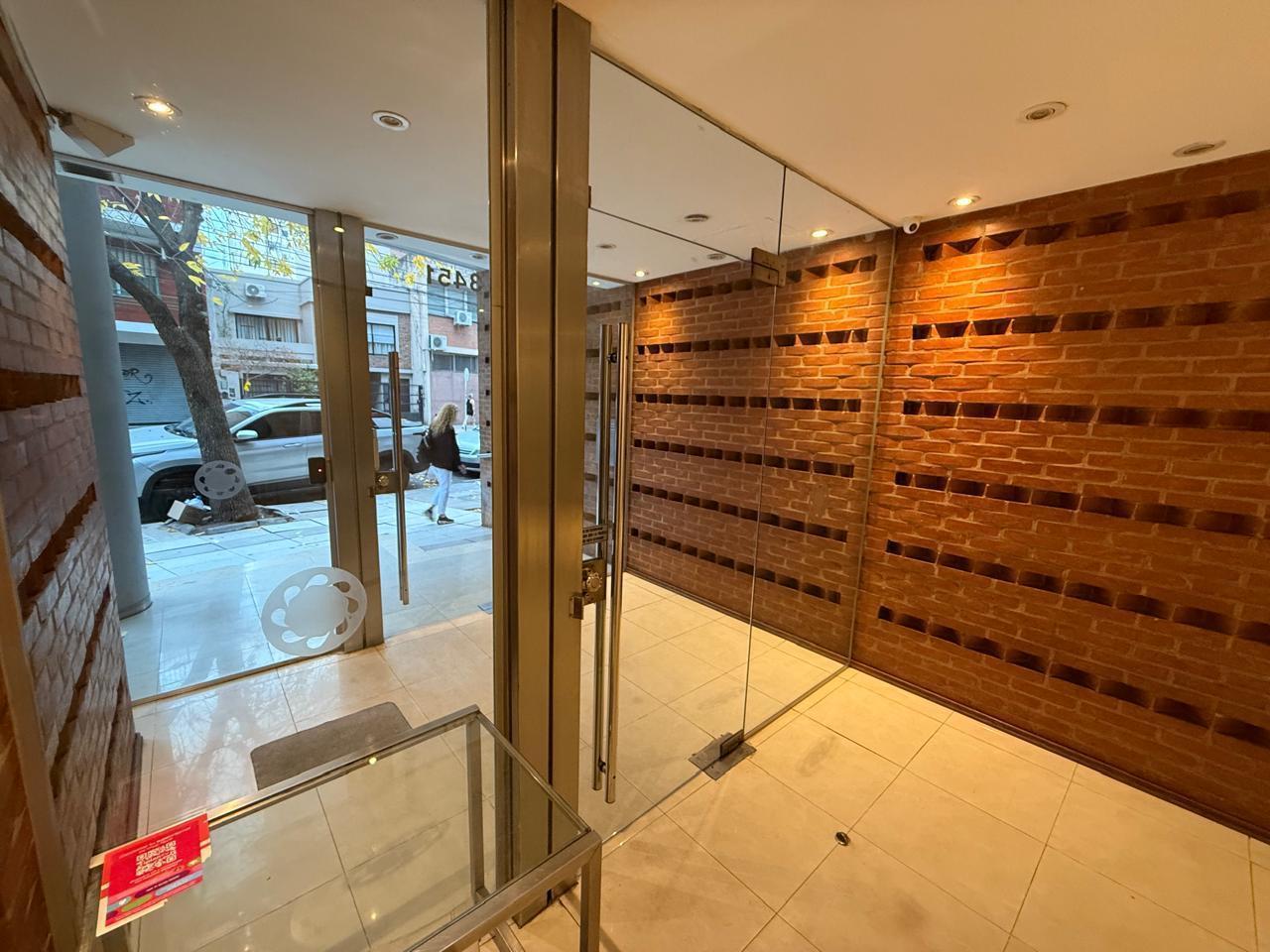 Foto de VENTA MONOAMBIENTE - PISO ALTO - TODO SOL Y LUZ - PALERMO VIEJO, imagen 4